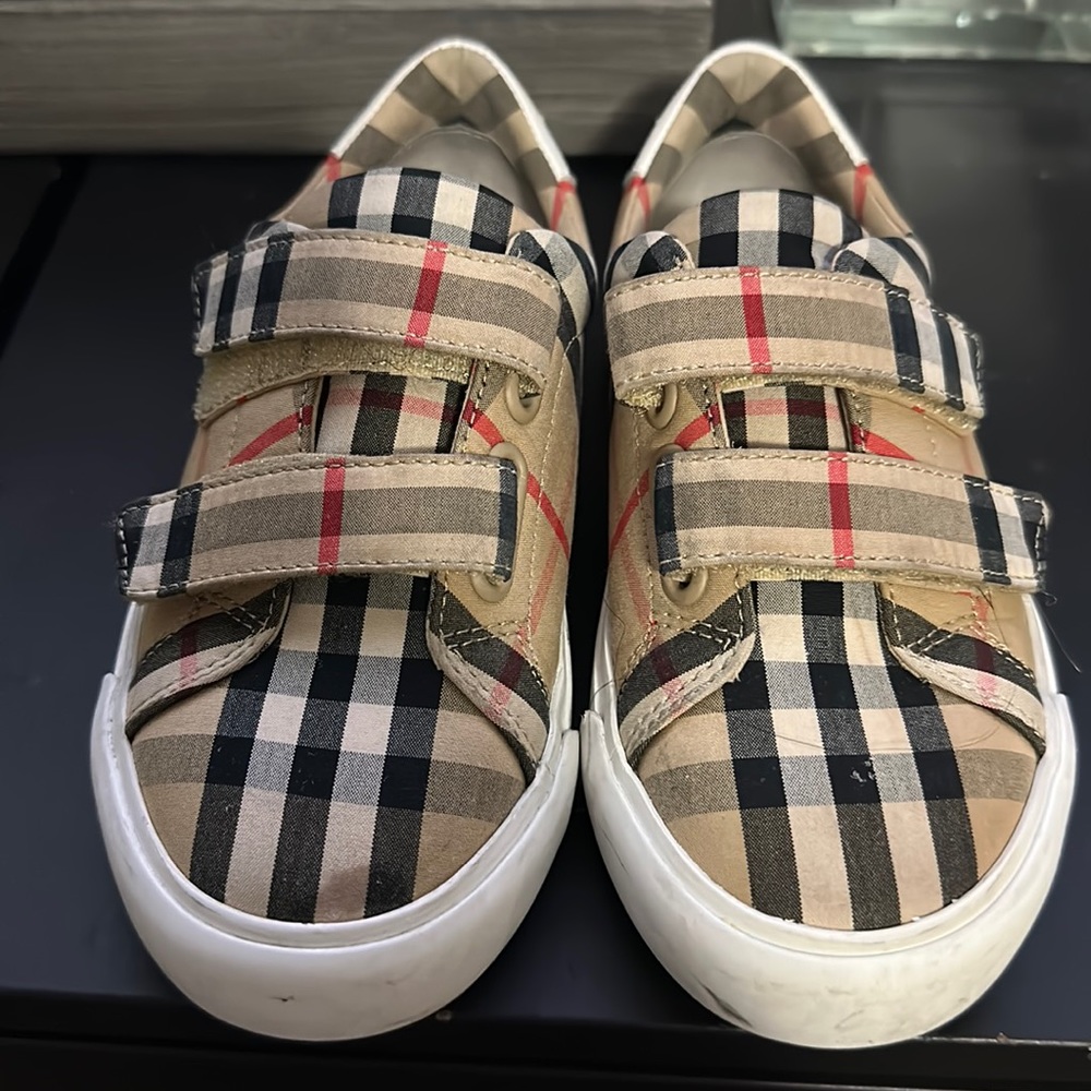 Burberry toddler sneakers